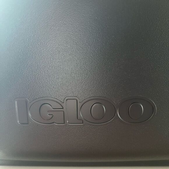 Disney Igloo Minnie Mouse 7 Qt Cooler - Picture 6 of 8